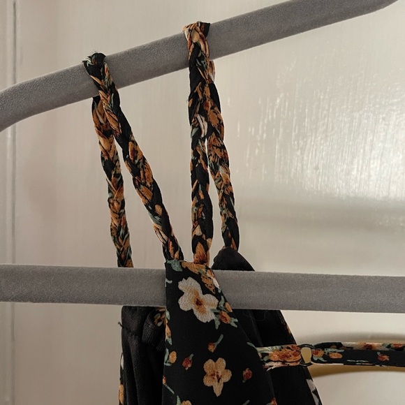 Sleeveless Floral Maxi Dress - Picture 4 of 4